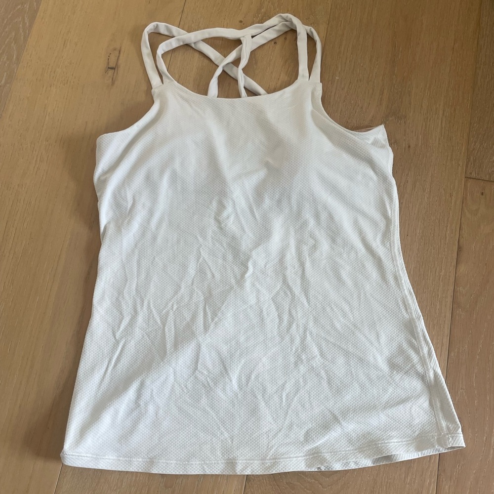 Girls Ivivva White Tank, gently worn, no faults, around size 10-12